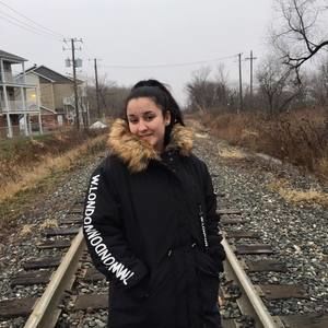 Meet your Posher, Megan